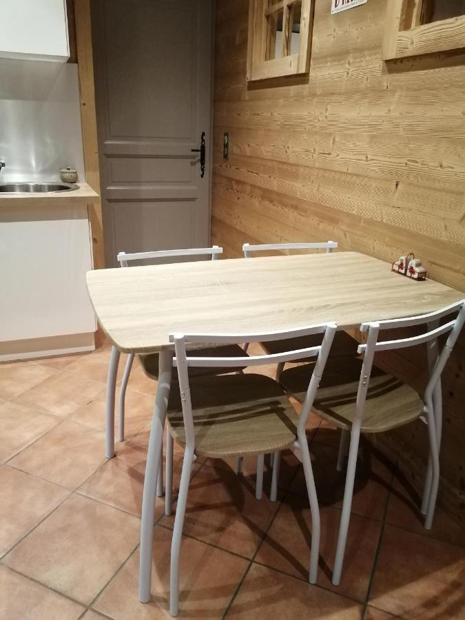 Chalet Au Pont De Flon Le Cornix Luaran gambar